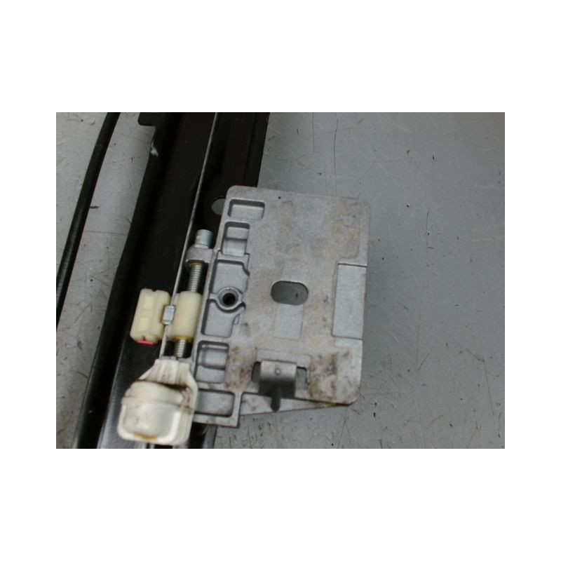 MECANISME+MOTEUR LEVE-GLACE AVANT GAUCHE MERCEDES CLA