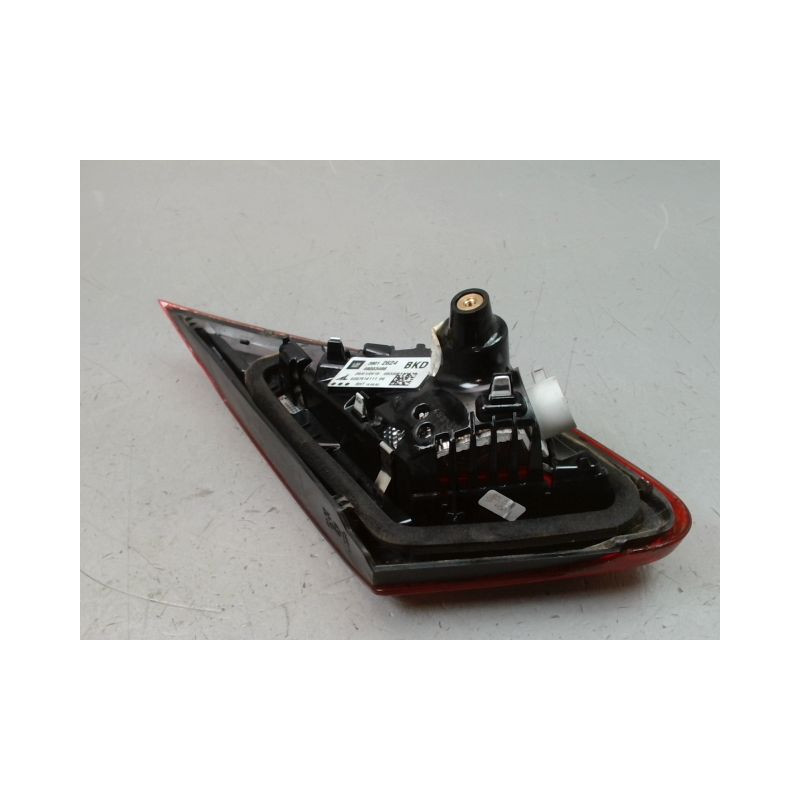 FEU ARRIERE INTERIEUR DROIT OPEL CORSA 2010-