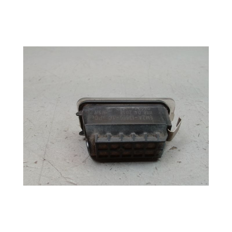 ECLAIREUR PLAQUE DE POLICE GAUCHE FORD FIESTA 2010-