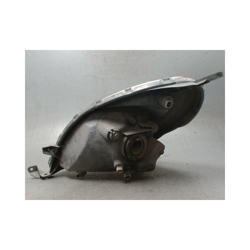 PHARE DROIT TOYOTA YARIS VERSO -2003