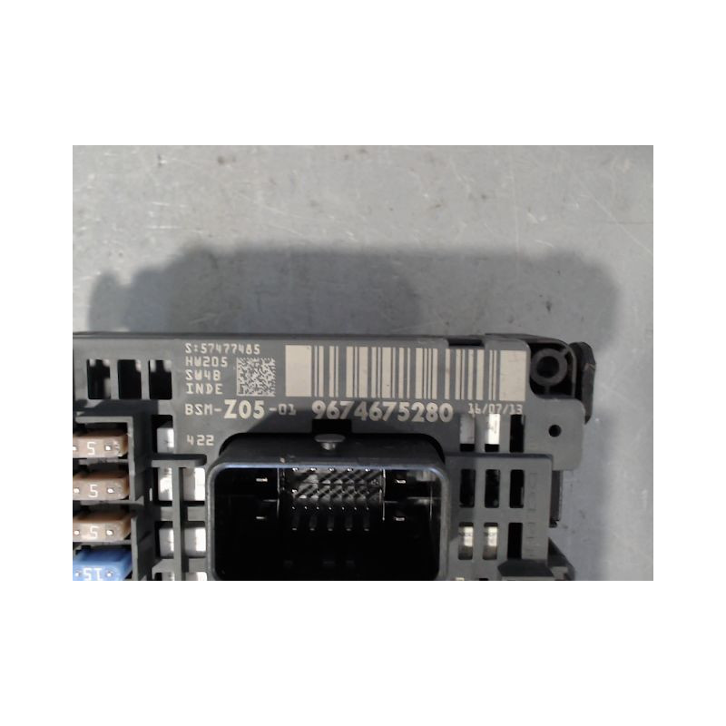 BOITE A FUSIBLES PEUGEOT 308 2011-