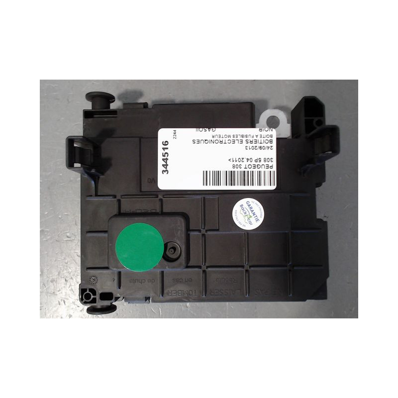 BOITE A FUSIBLES PEUGEOT 308 2011-