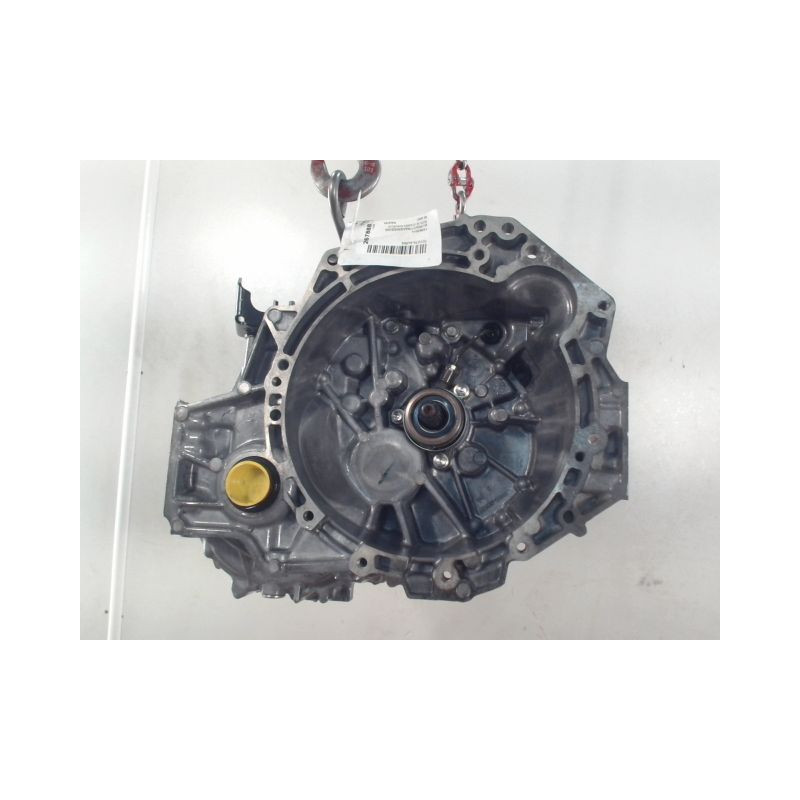 BOITE A VITESSE MECANIQUE TOYOTA AURIS 1.4 D-4D 