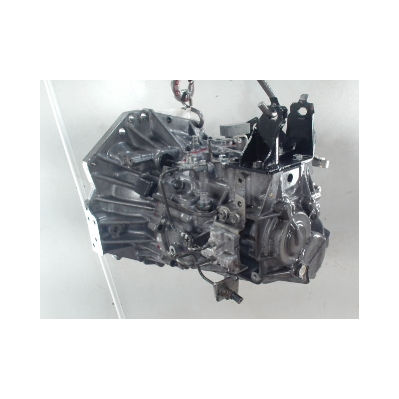 BOITE A VITESSE MECANIQUE TOYOTA AURIS 1.4 D-4D 