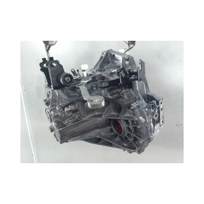 BOITE A VITESSE MECANIQUE TOYOTA AURIS 1.4 D-4D 