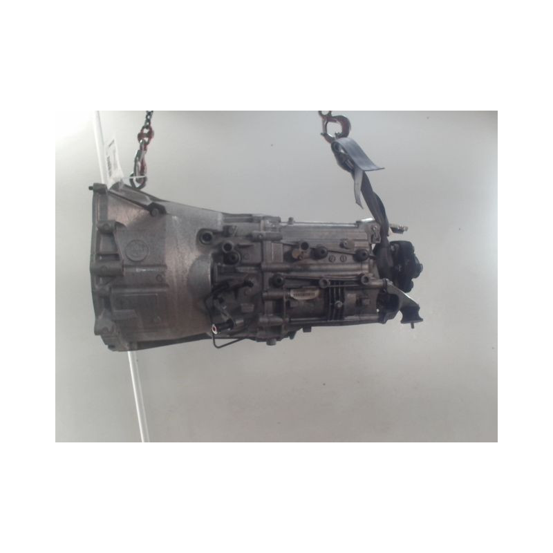 BOITE A VITESSE MECANIQUE B.M.W. SERIE 1 118 d