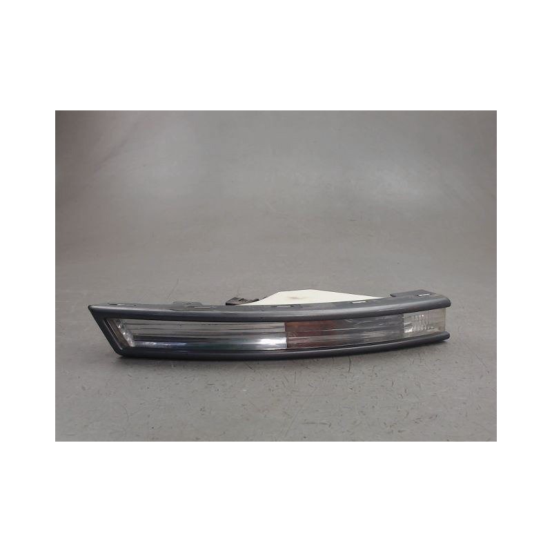 CLIGNOTANT DROIT VOLKSWAGEN PASSAT