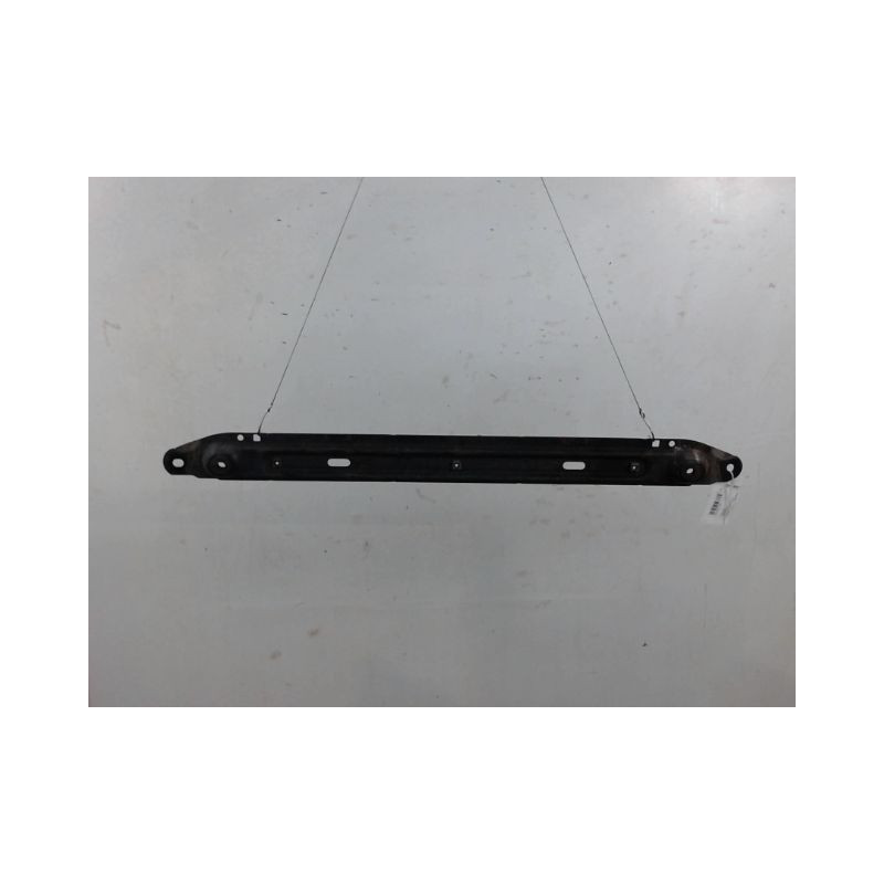 TRAVERSE INFERIEURE ARMATURE AVANT PEUGEOT 308