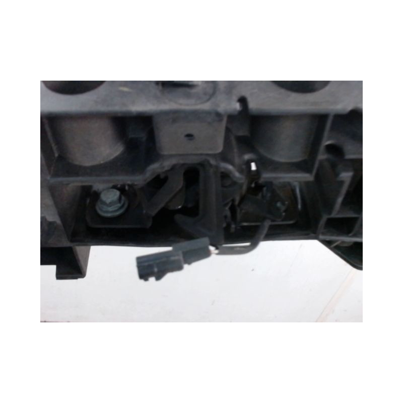 TRAVERSE SUPERIEURE ARMATURE AVANT RENAULT CAPTUR