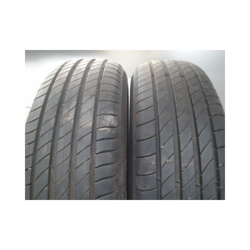 Paire de pneus MICHELIN PRIMACY 4 165 65 15 81 T