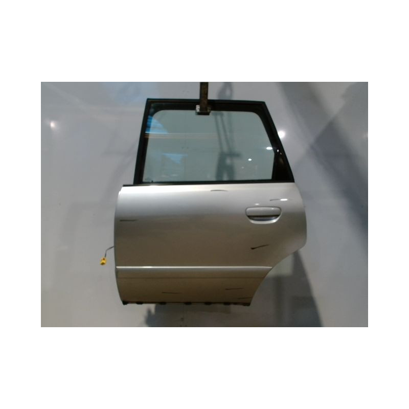 PORTE ARRIERE GAUCHE AUDI A4 AVANT 99-2001
