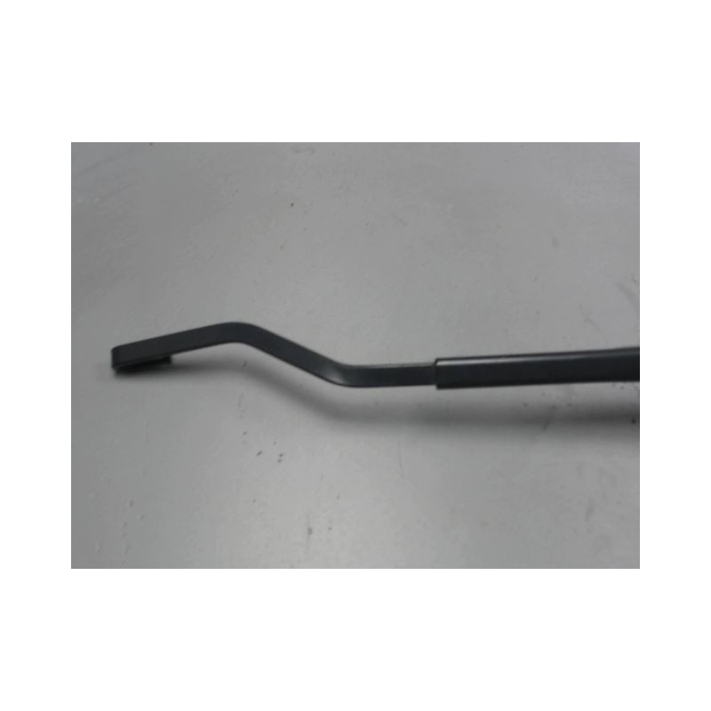 BRAS ESSUIE-GLACE AVANT GAUCHE TOYOTA YARIS
