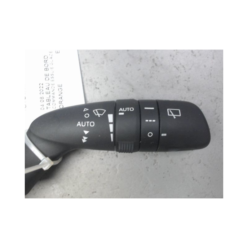 COMMANDE ESSUIE GLACE TOYOTA YARIS