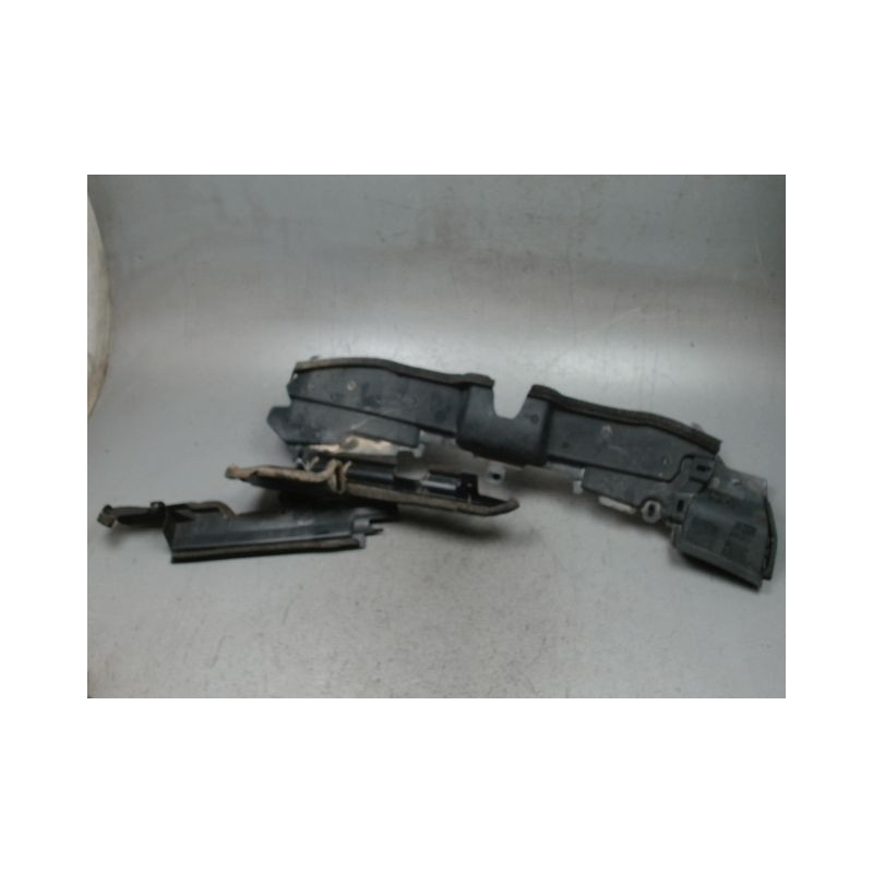 BUSE VENTILATEUR TOYOTA YARIS