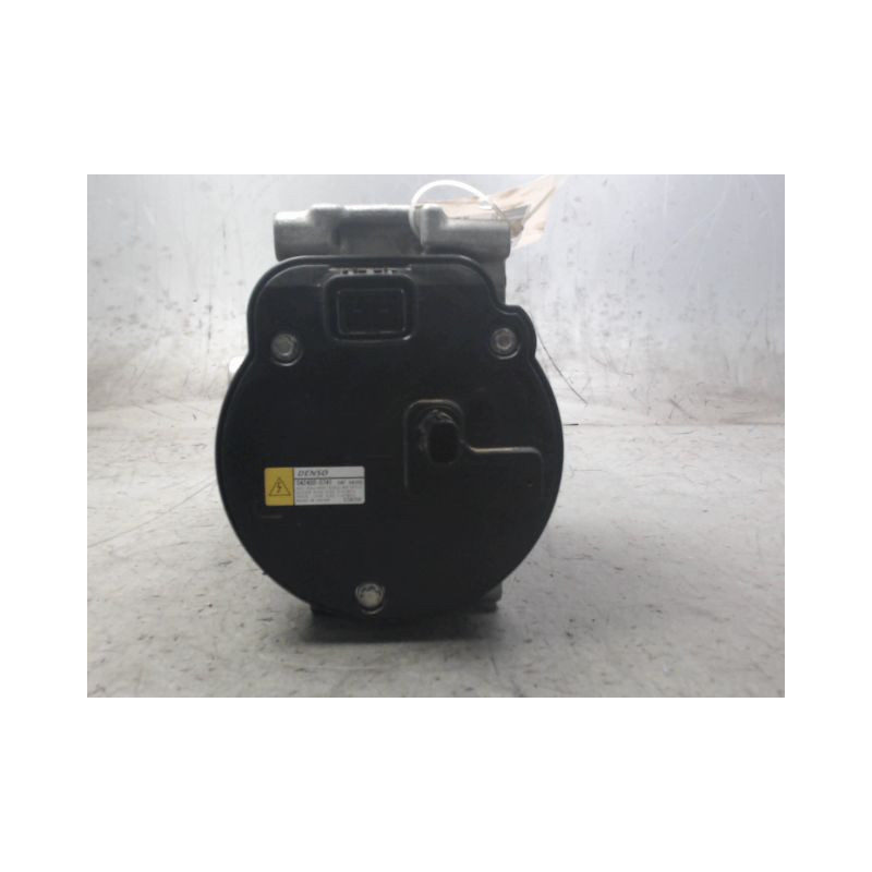 COMPRESSEUR AIR CONDITIONNE TOYOTA YARIS