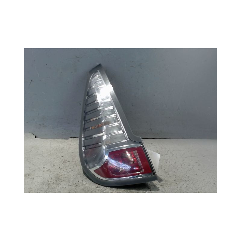FEU ARRIERE GAUCHE  RENAULT SCENIC III 2009-