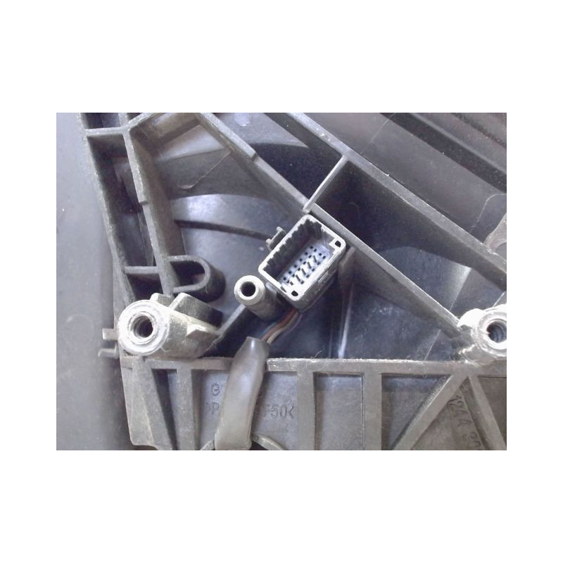 RETROVISEUR EXTERIEUR ELECTRIQUE GAUCHE RENAULT CLIO III 2007-