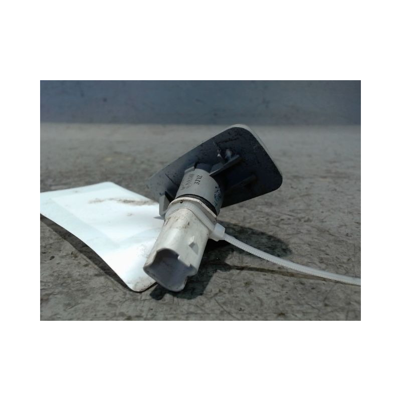 REPETITEUR AILE GAUCHE CITROEN SAXO -99