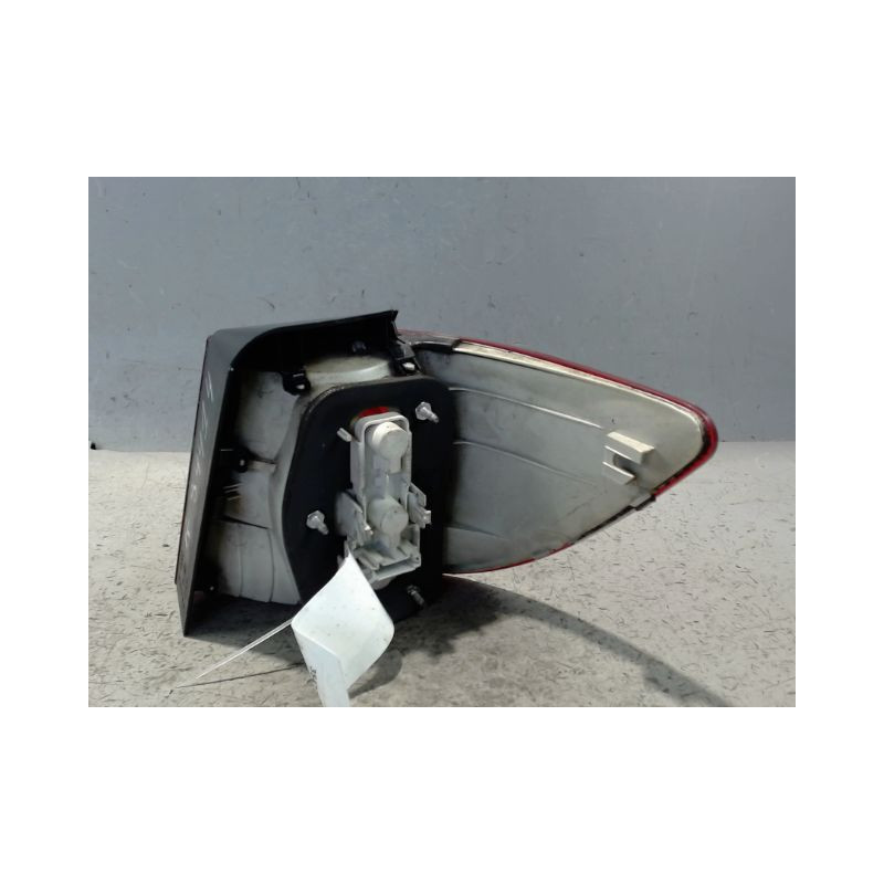 FEU ARRIERE GAUCHE  MERCEDES CLASSE B 2008-