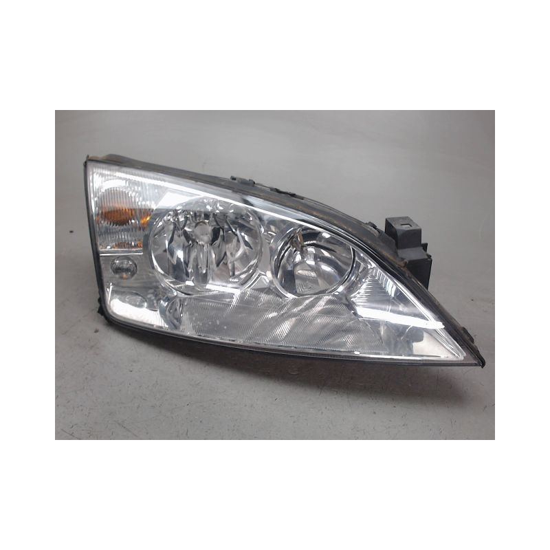 PHARE DROIT FORD MONDEO