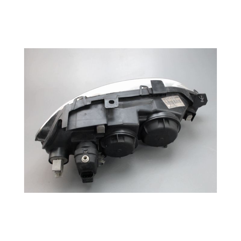 PHARE GAUCHE RENAULT MEGANE