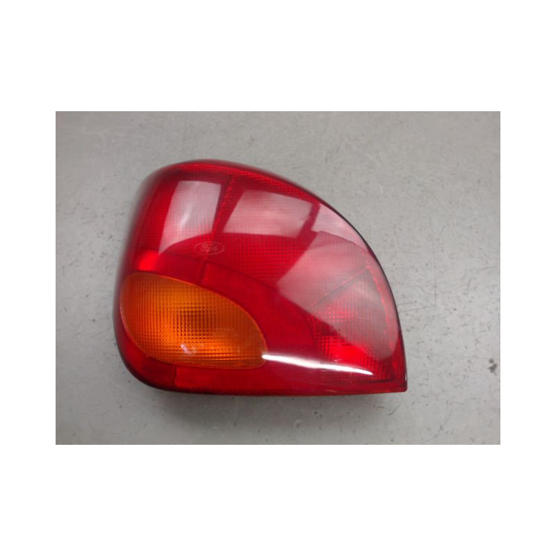 FEU ARRIERE GAUCHE  FORD FIESTA