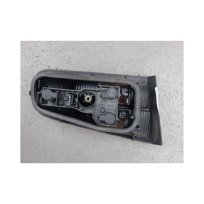 FEU ARRIERE INTERIEUR DROIT RENAULT LAGUNA