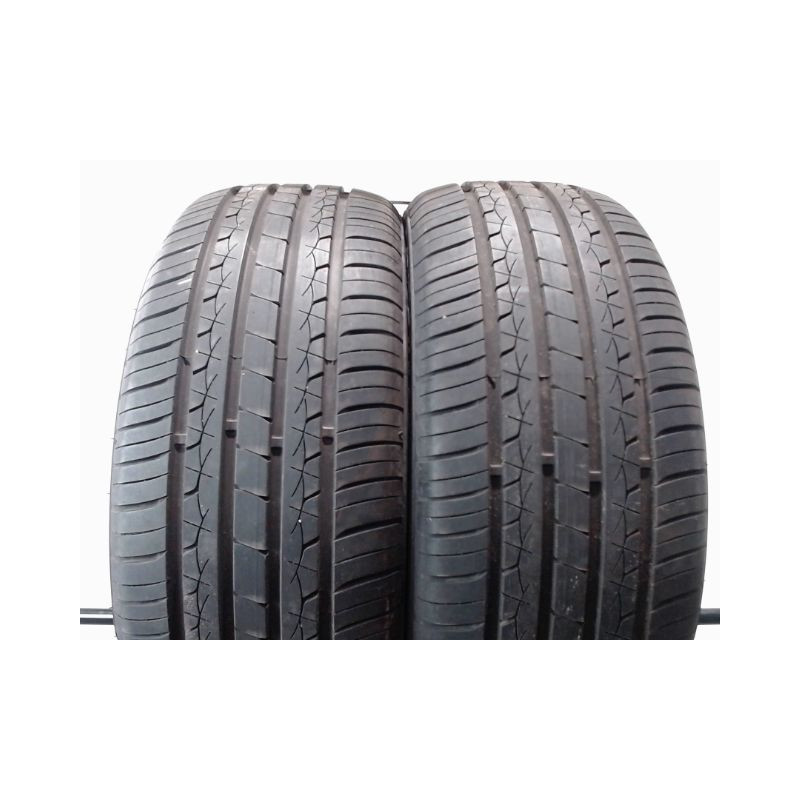 Paire de pneus ILEKING RUNSPIRIT 215 45 17 91 W