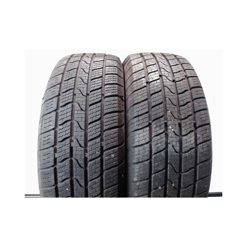 Paire de pneus APLUS A909 215 60 16 99 H