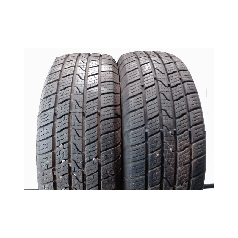Paire de pneus APLUS A909 215 60 16 99 H