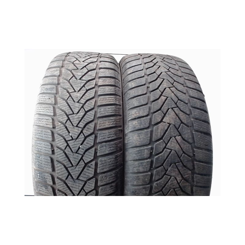 Paire de pneus UNIROYAL WINTER EXPERT 215 55 17 98 V