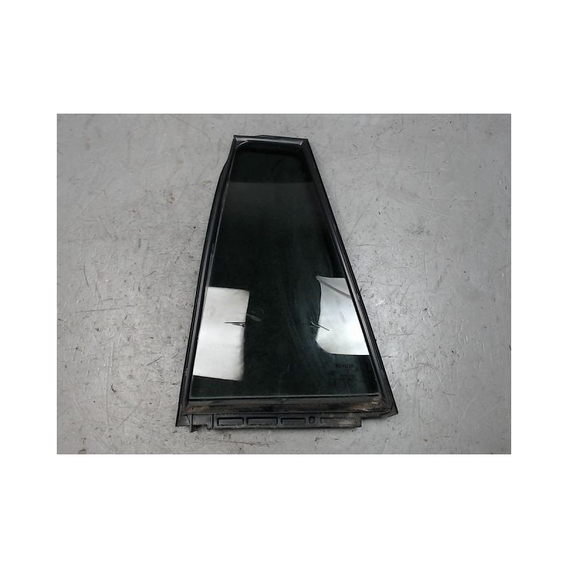 GLACE FIXE PORTE ARG TOYOTA VERSO