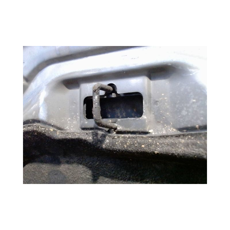 CAPOT VOLKSWAGEN PASSAT BREAK 00-05
