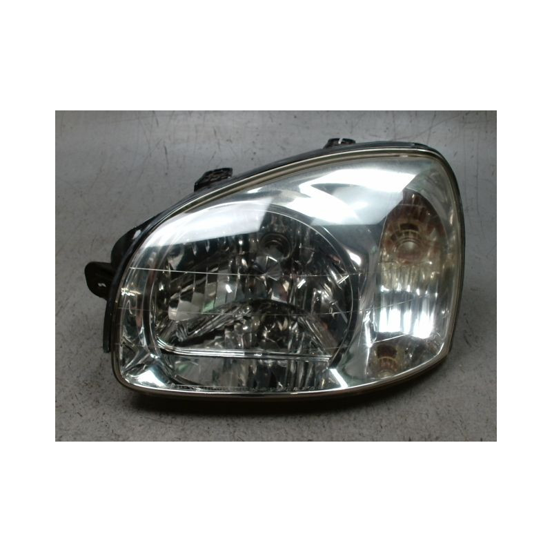 PHARE GAUCHE HYUNDAI SANTAFE