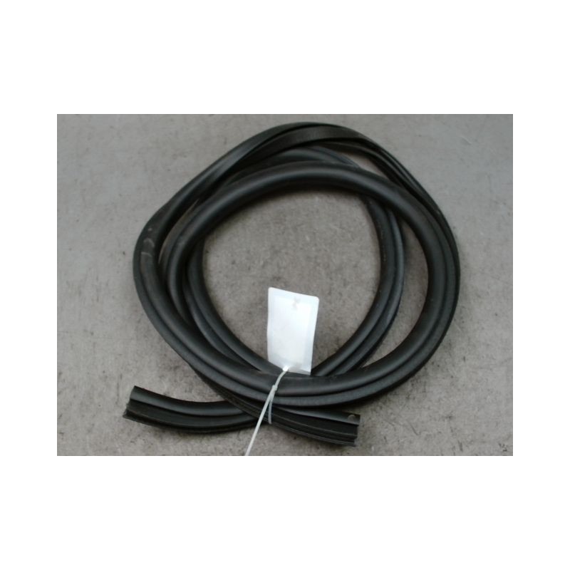 JOINT PORTE AVANT GAUCHE FORD FOCUS