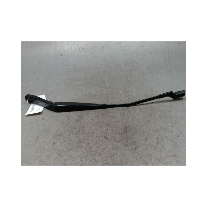 BRAS ESSUIE-GLACE AVANT GAUCHE VOLVO XC70