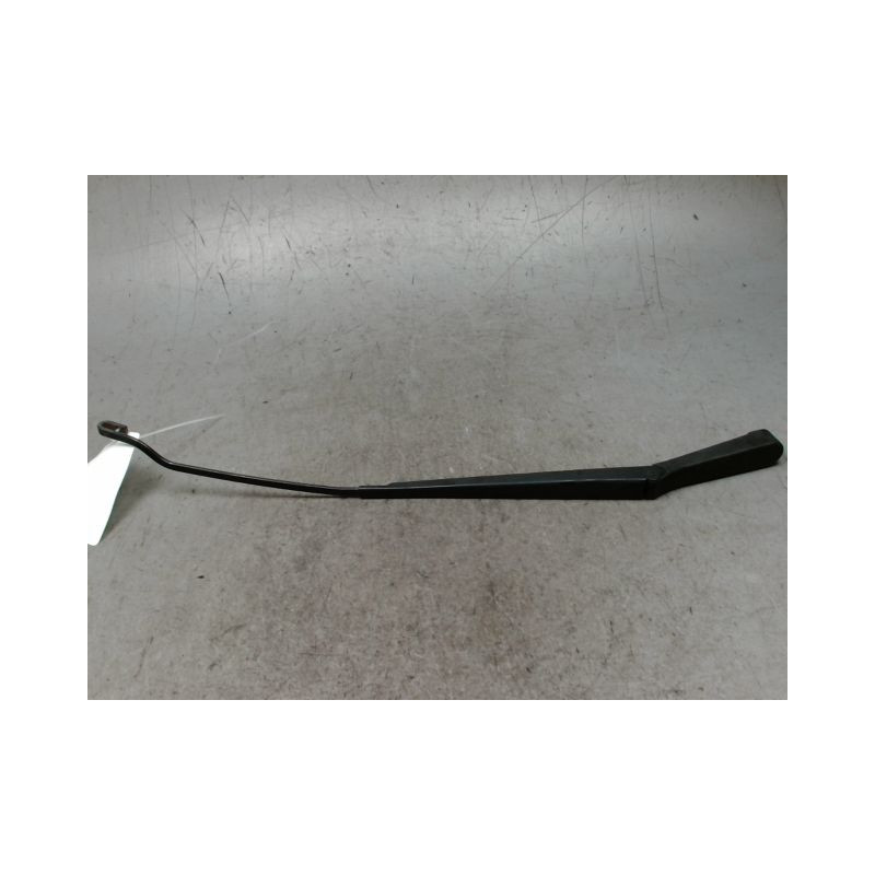 BRAS ESSUIE-GLACE AVANT DROIT FORD FOCUS 98-04