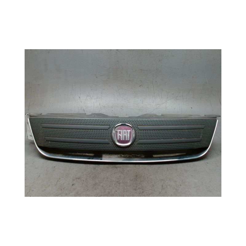 CALANDRE FIAT MULTIPLA 2004-