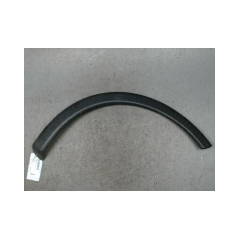 ELARGISSEUR AILE AVANT DROIT OPEL CORSA 2000-8.2003