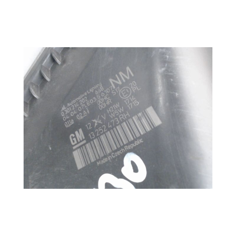 PHARE DROIT OPEL ZAFIRA 05-07