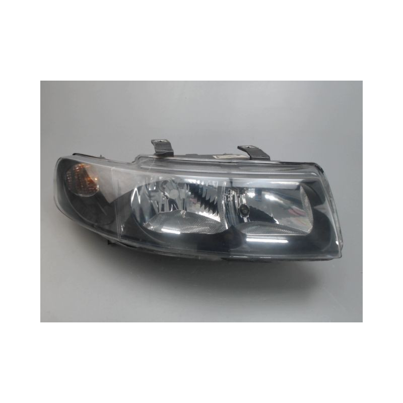 PHARE DROIT SEAT LEON