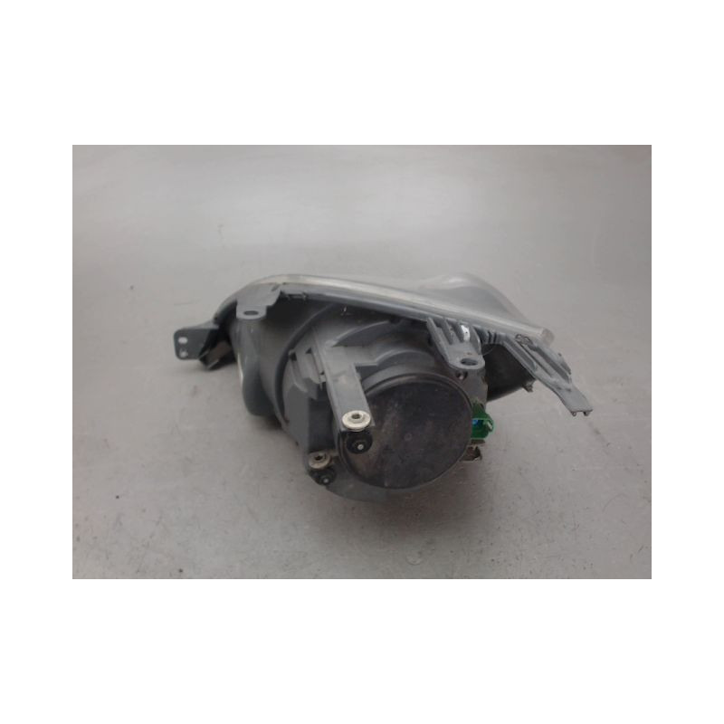 PHARE DROIT FORD FIESTA
