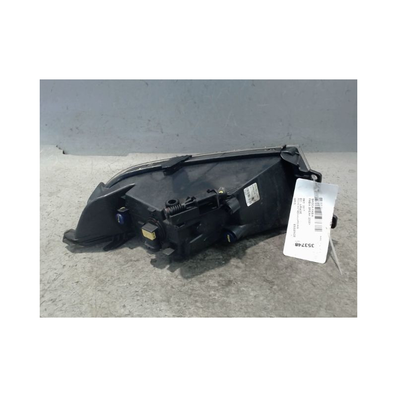 PHARE ANTIBROUILLARD AVANT GAUCHE SKODA FABIA BREAK 2008-