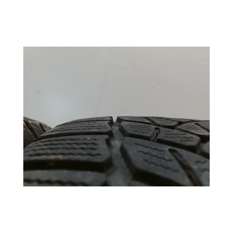 Paire de pneus FIRESTONE WINTERHAWK 3 185 60 15 84 T