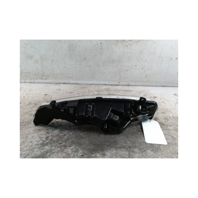 FEUX AVG CITROEN C4 PICASSO
