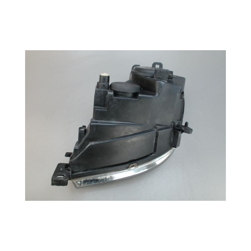 PHARE DROIT CITROEN XSARA