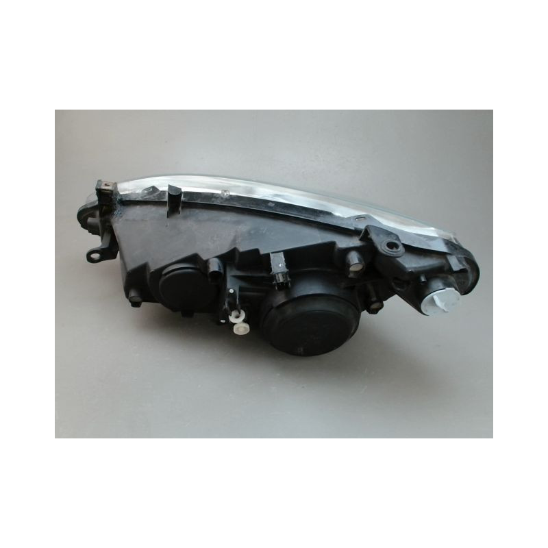 PHARE DROIT PEUGEOT 307