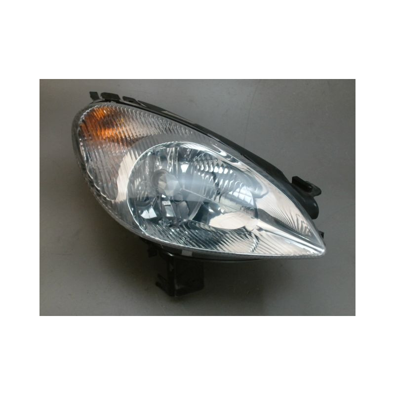 PHARE DROIT CITROEN XSARA