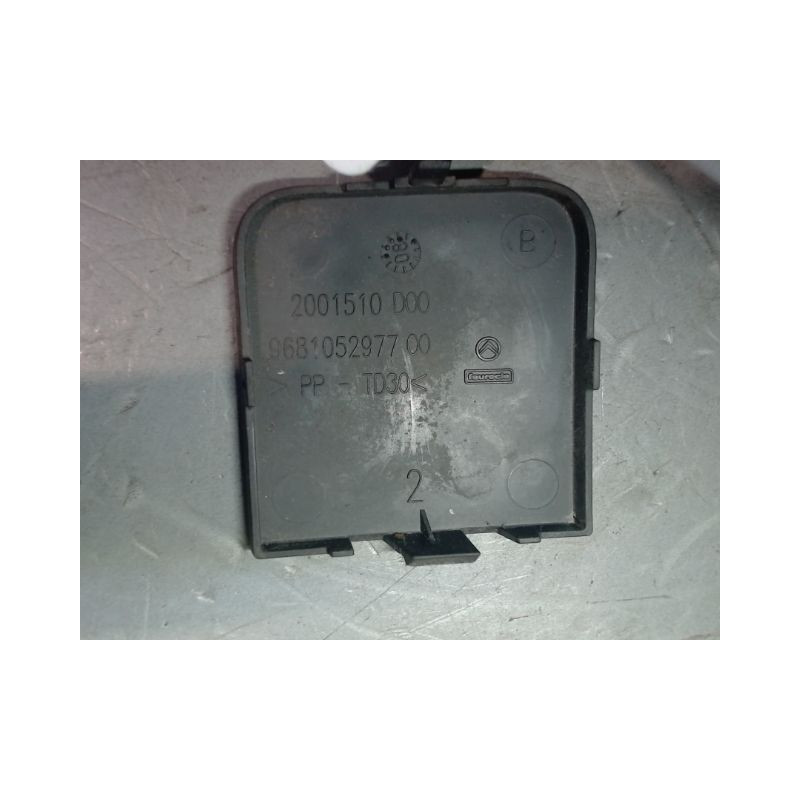 OBTURATEUR COUVRE CROCHET DE BOUCLIER AV CITROEN C5 TOURER 2008-