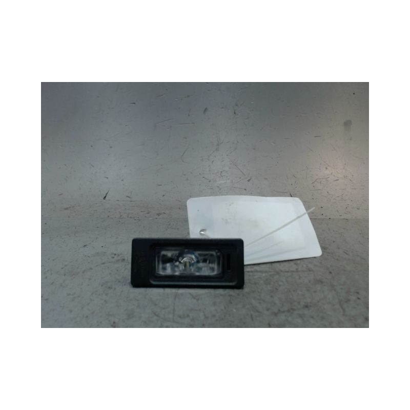 ECLAIREUR PLAQUE DE POLICE DROIT SKODA FABIA